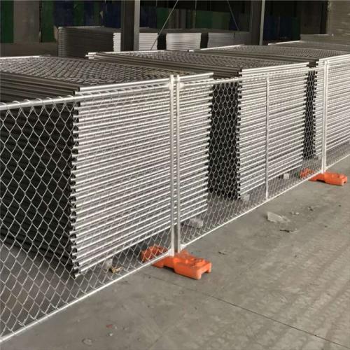 4x10 Chain Link Fence Panels: Superior Crowd Control Solutions